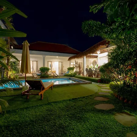Stylish Tropical Villa Barroso Canggu Shortcut