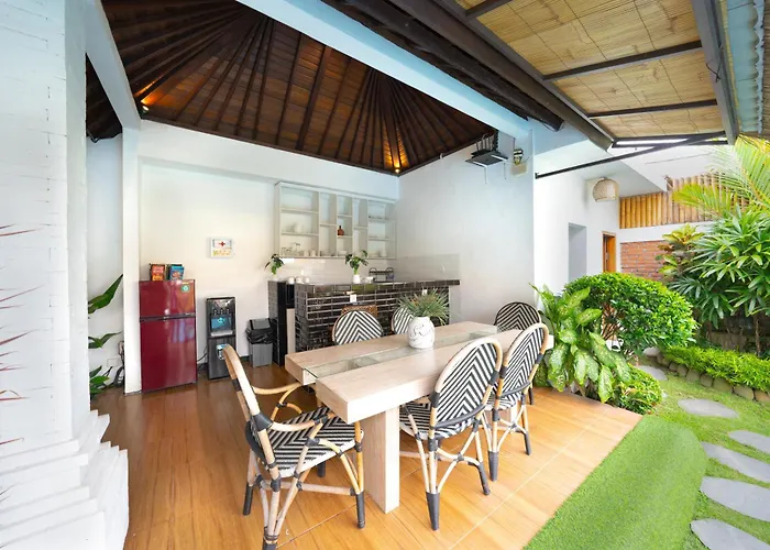 Stylish Tropical Barroso Shortcut Guest house