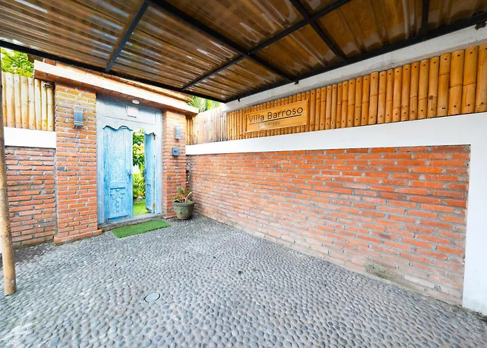 Stylish Tropical Barroso Shortcut Guest house 4*